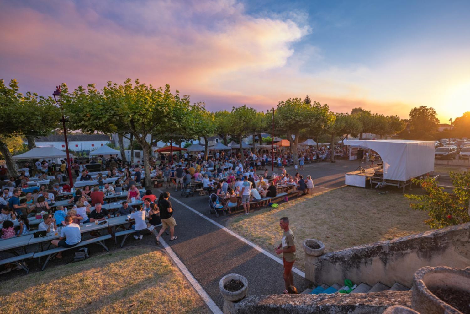 Les Apparts De Marmande - Appart Cosy, Centre De มาร์ม็องด์ ภายนอก รูปภาพ